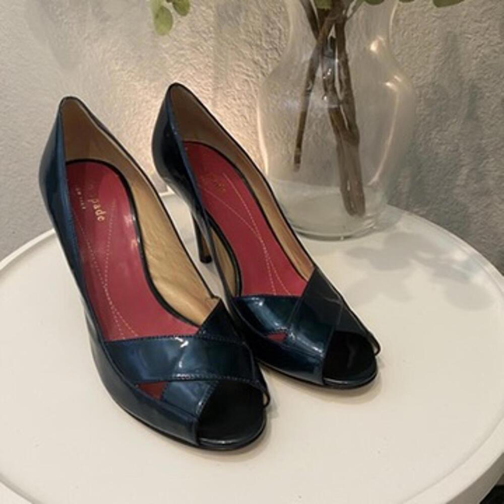 Kate Spade Emerald Patent Leather Heel Peep Toe Cross 6 Women Green Excellent - Picture 2 of 7